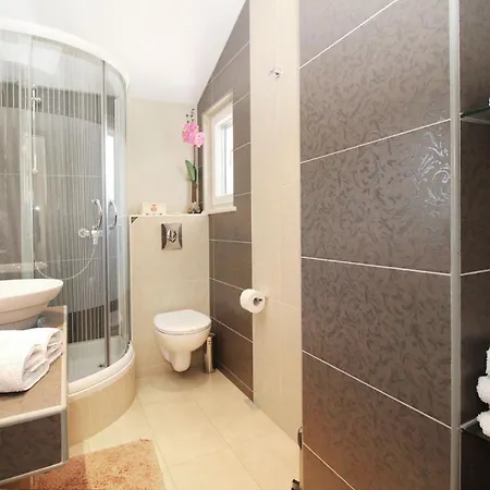 Vila Delightful Split 2 Bedrooms Petite Private Pool And Sauna *