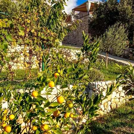 Delightful Split 2 Bedrooms Petite Private Pool And Sauna Vila *